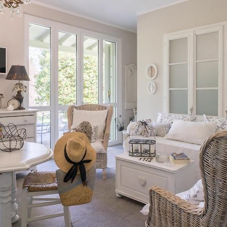 Bnbook Maison Charlotte Lago Maggiore Порто Валтраваля Екстериор снимка