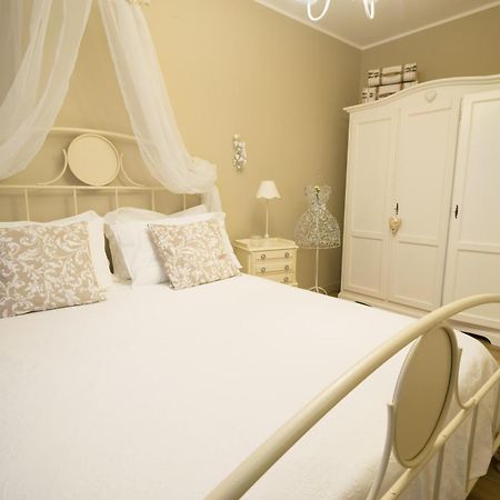 Bnbook Maison Charlotte Lago Maggiore Порто Валтраваля Екстериор снимка